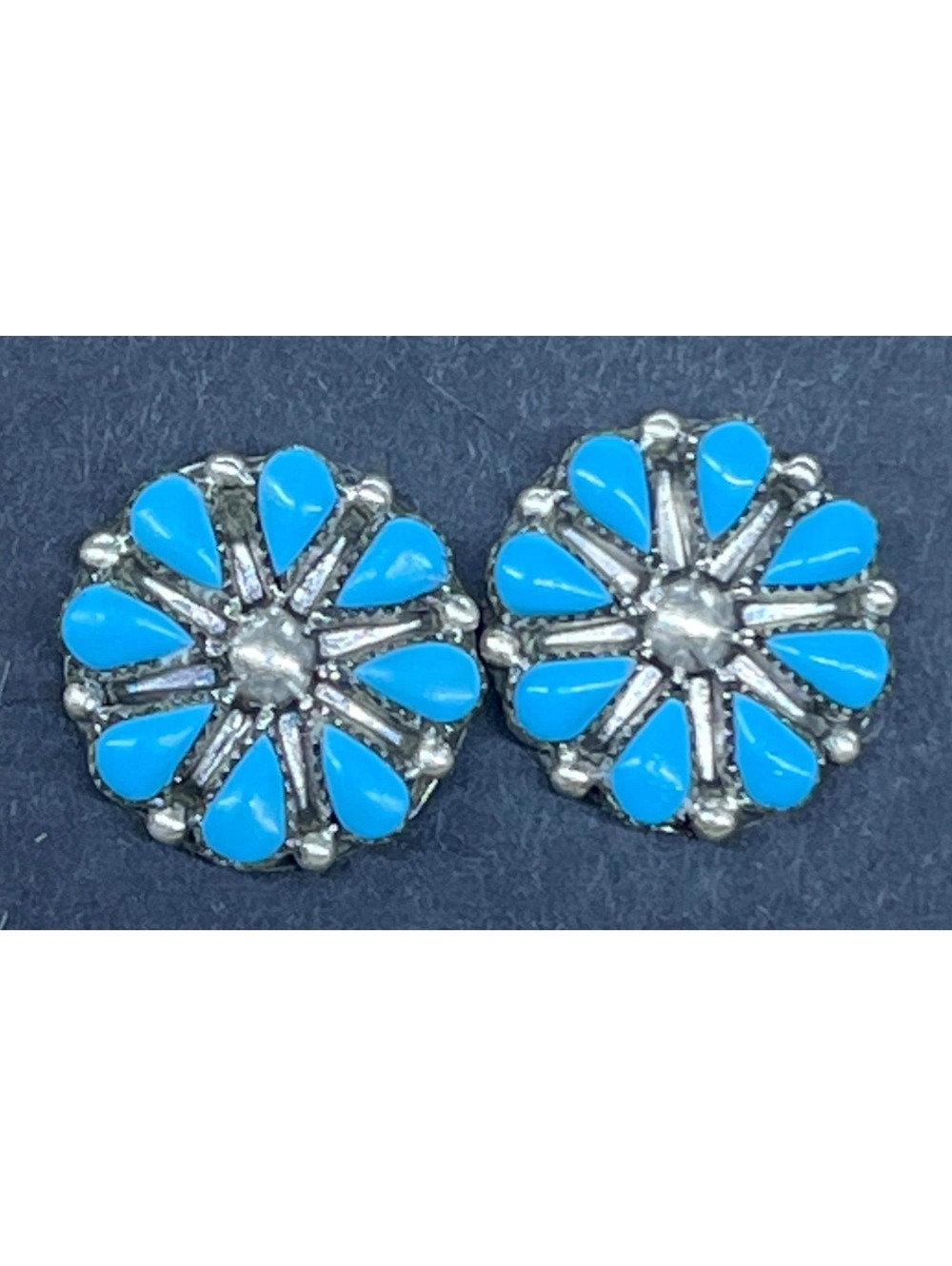 Zuni sterling silver cluster traditional turquoise earrings oval -Mabel Chavez